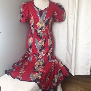 Mumu Vintage 60’s Hilo Hattie Hawaiian elegant CLASSIC, flared skirt